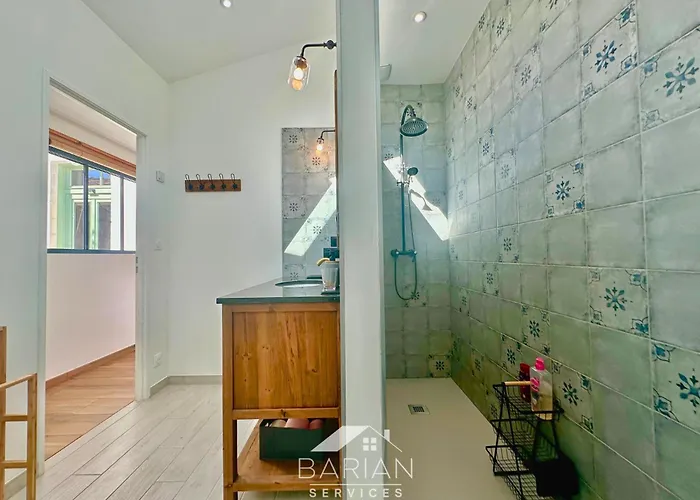 Hébergement de vacances Perle Fourasine - Vue - 2 Minutes De La Fouras