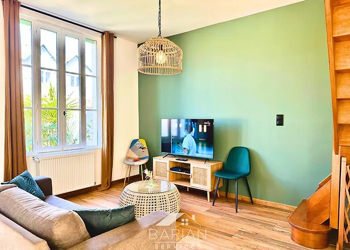 Hébergement de vacances Perle Fourasine - Vue - 2 Minutes De La *